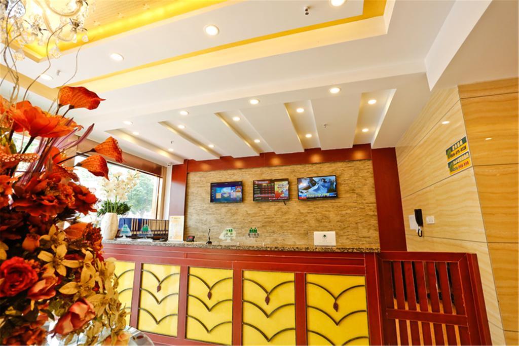 Greentree Inn Zhejiang Jiaxing West Zhongshan Road Vintage Car Building Express Hotel Exterior foto